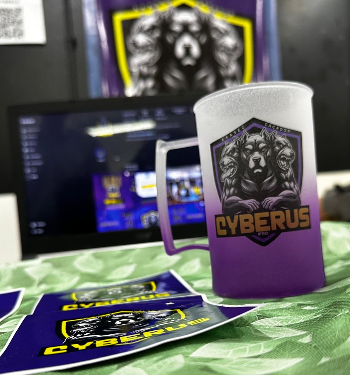 Combo Cyberus